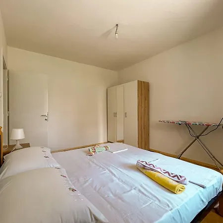 Vladimir Apartment *