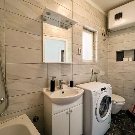 Vladimir Apartment *